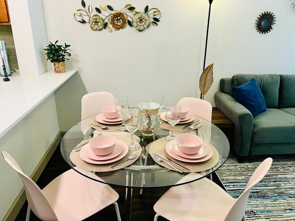 Downtown Apt Free Parking - Pool - Gym - Fully Kitchen Houston Exteriör bild