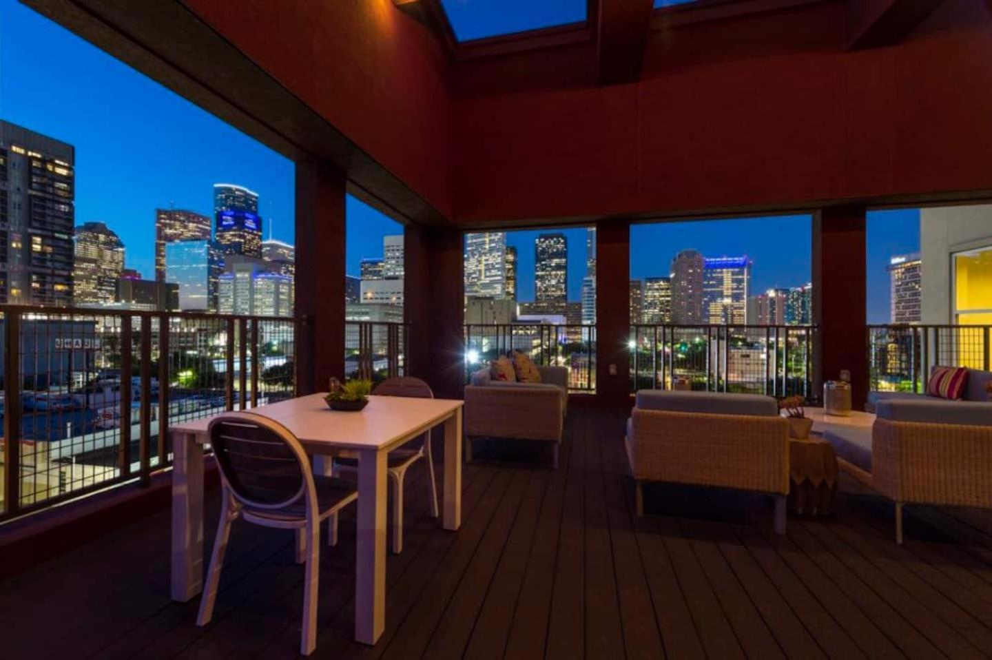 Downtown Apt Free Parking - Pool - Gym - Fully Kitchen Houston Exteriör bild