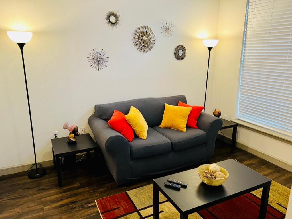 Downtown Apt Free Parking - Pool - Gym - Fully Kitchen Houston Exteriör bild